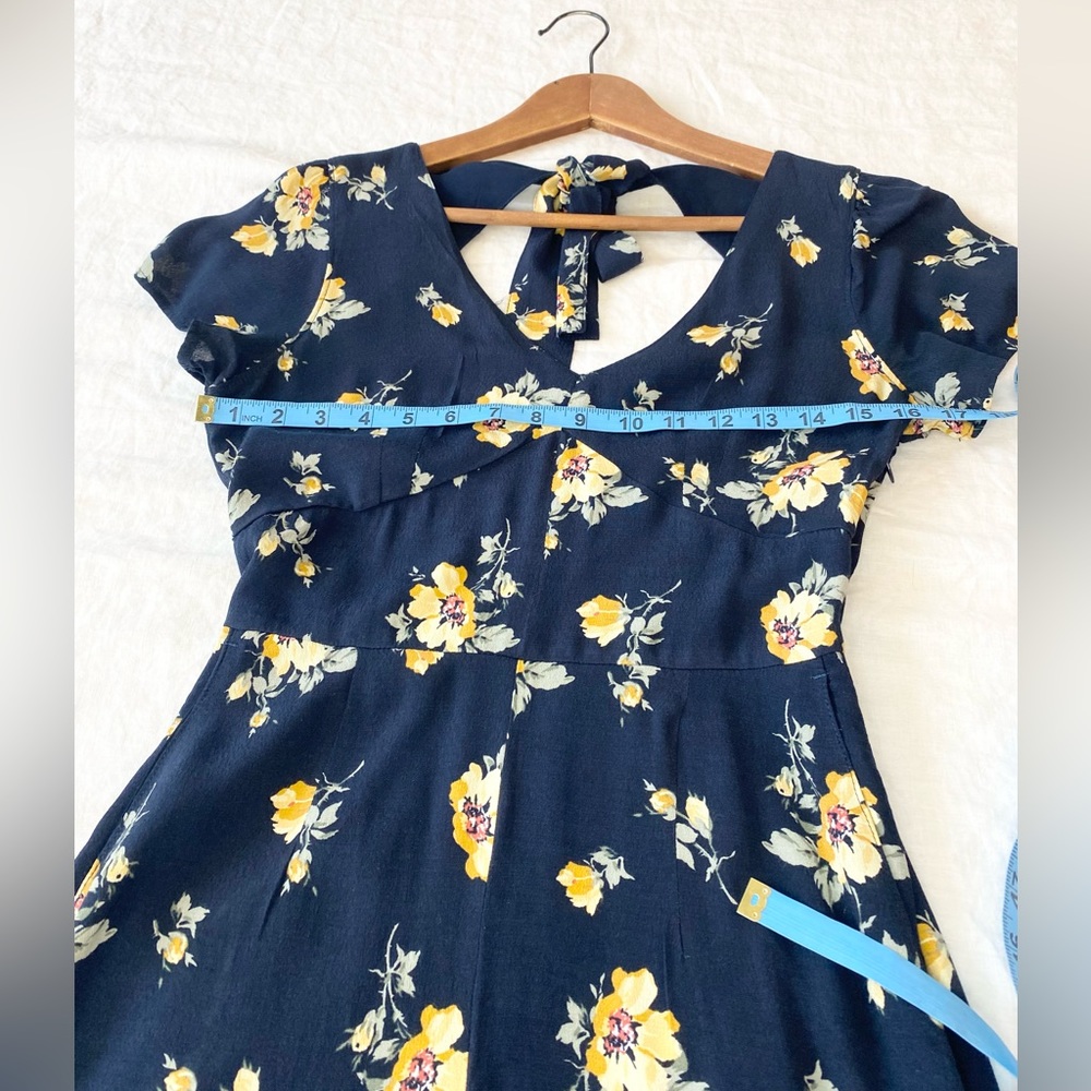 Abercrombie & Fitch Floral Romper Jumpsuit - Picture 4 of 16